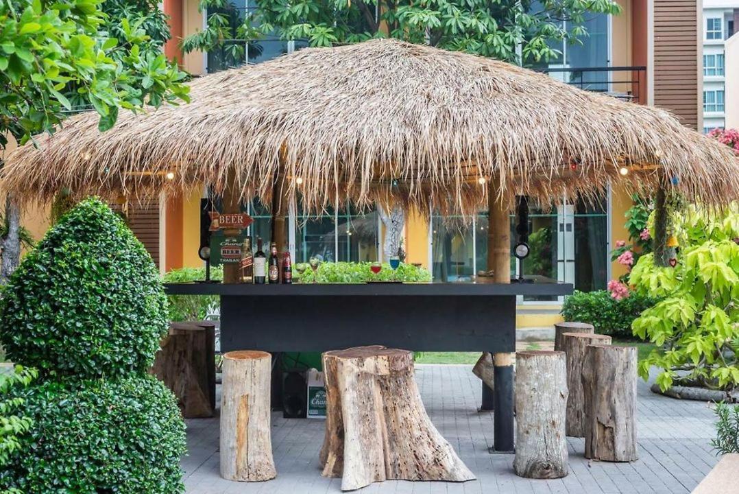 Bangkok.Grand.Resort Bang Bo Bagian luar foto